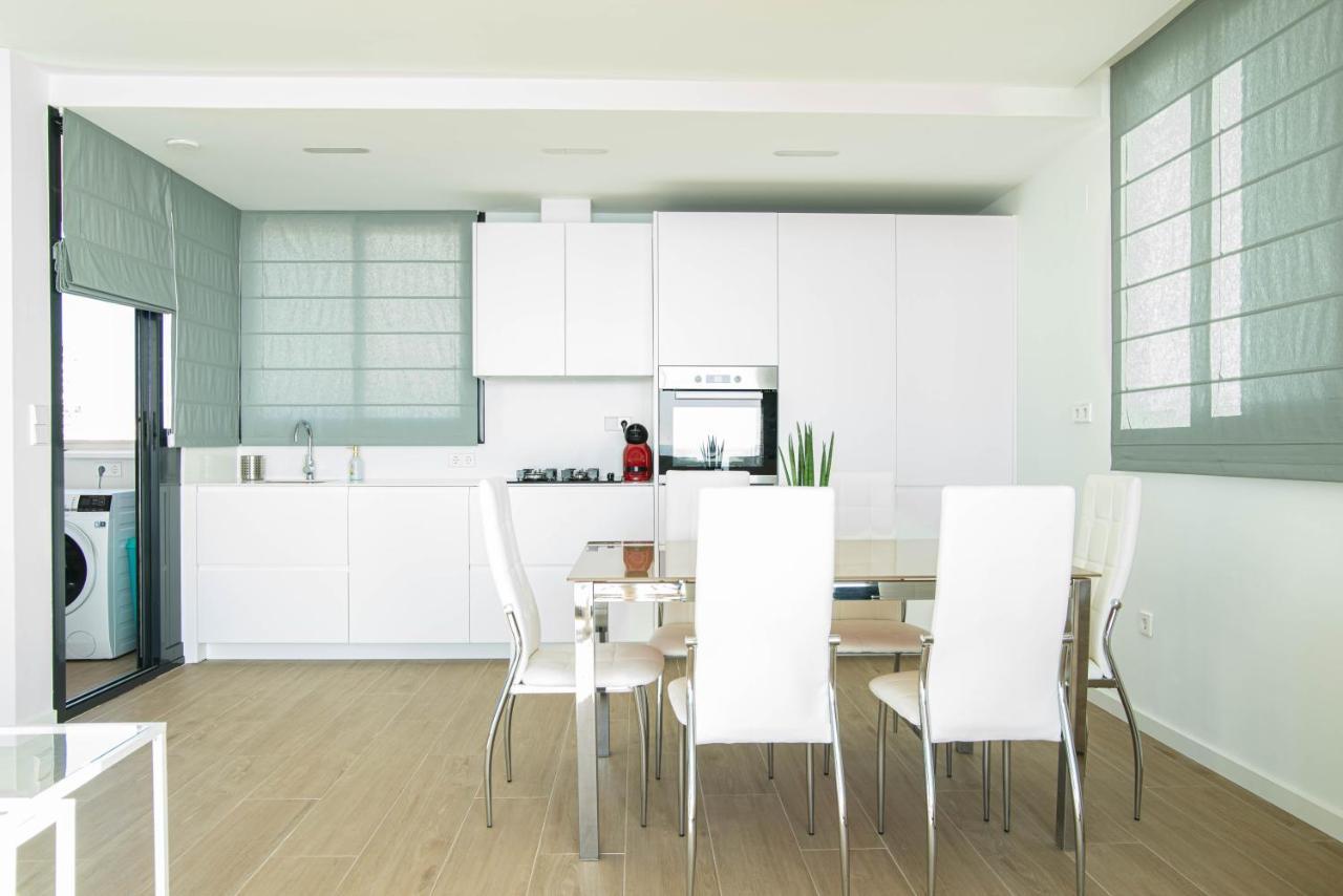 Modern Sea Front Reef Apartment Alicante Bagian luar foto